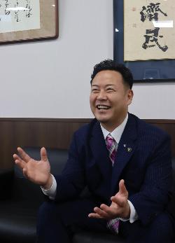 市長の顔写真