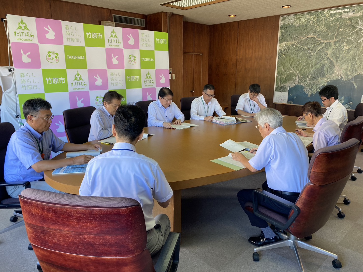 240823_決算審査意見書提出及び講評会