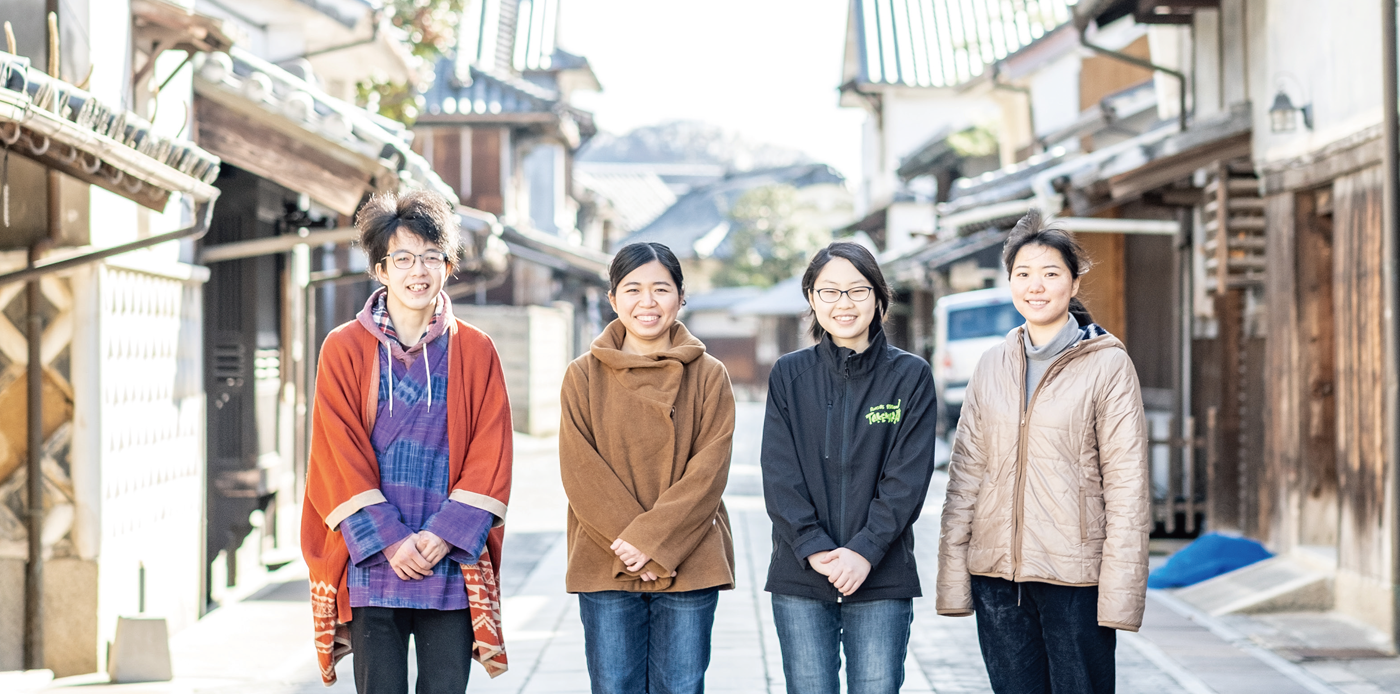 竹原市に住む男女4人の画像