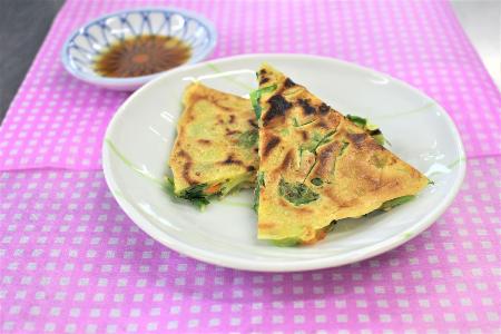 小松菜と干しエビのチヂミ